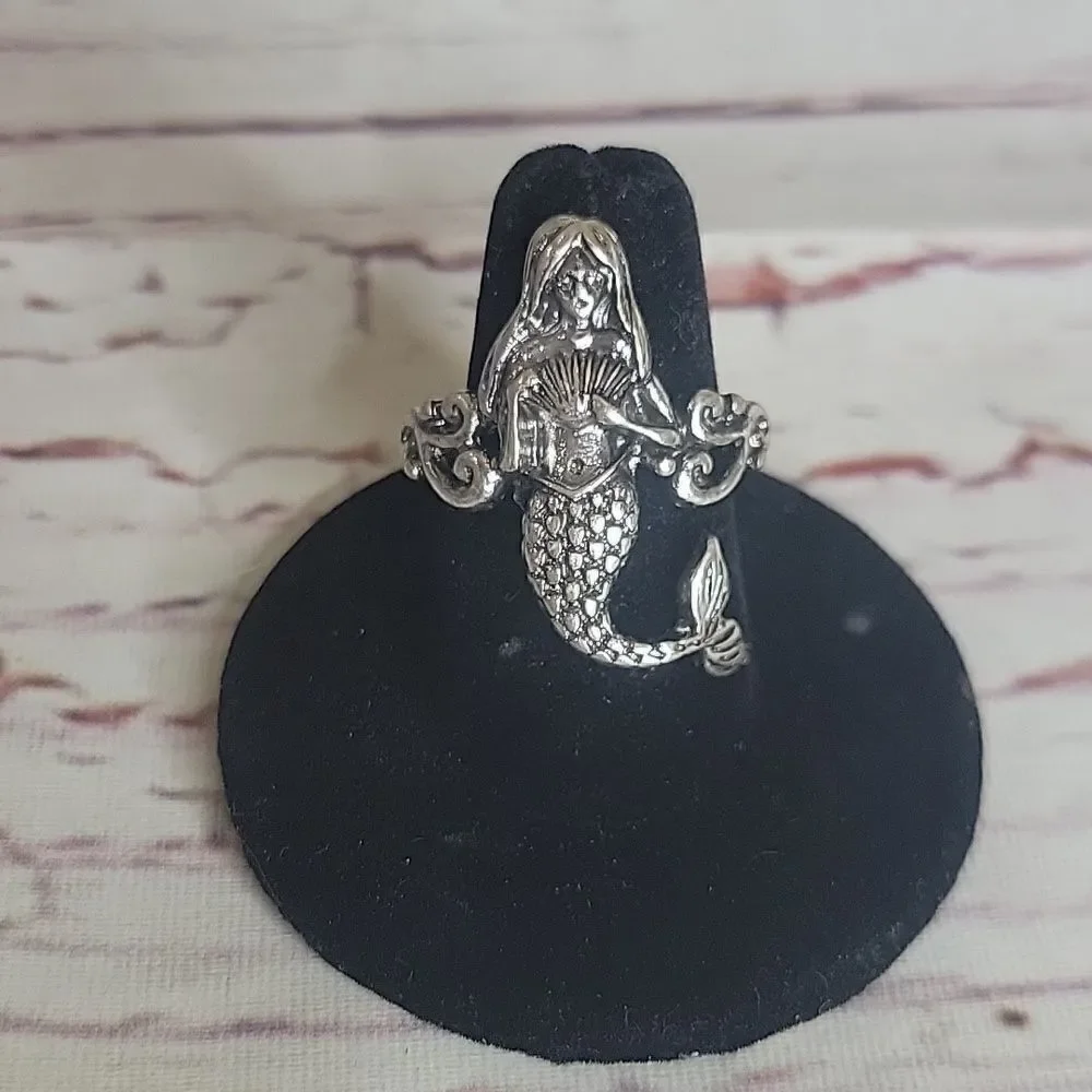 Silvertone Adjustable Mermaid Ring Size 7.5 + - Picture 2 of 7